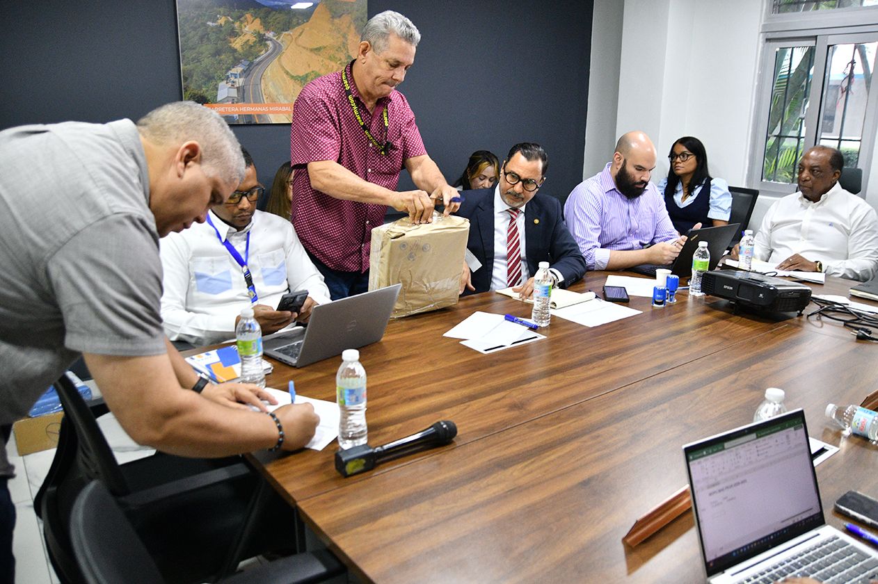  MOPC apertura ofertas económicas Sobre B para licitar construcción de distintas obras en Las Matas de Farfán